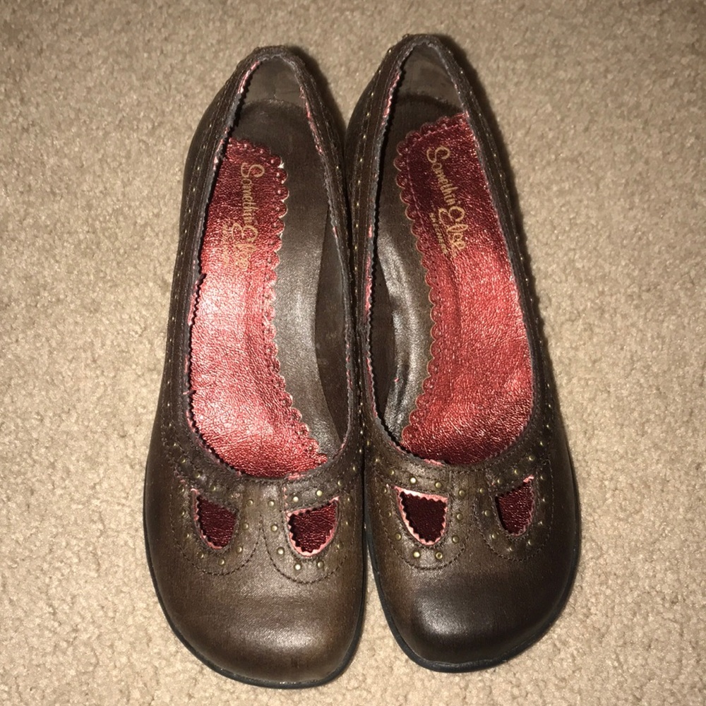 Woman NEW shoes *never worn*